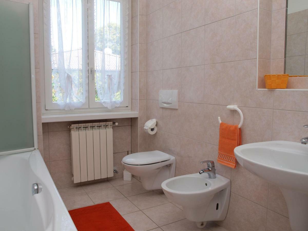 Villa Banfi Лавена Понте Треза Екстериор снимка